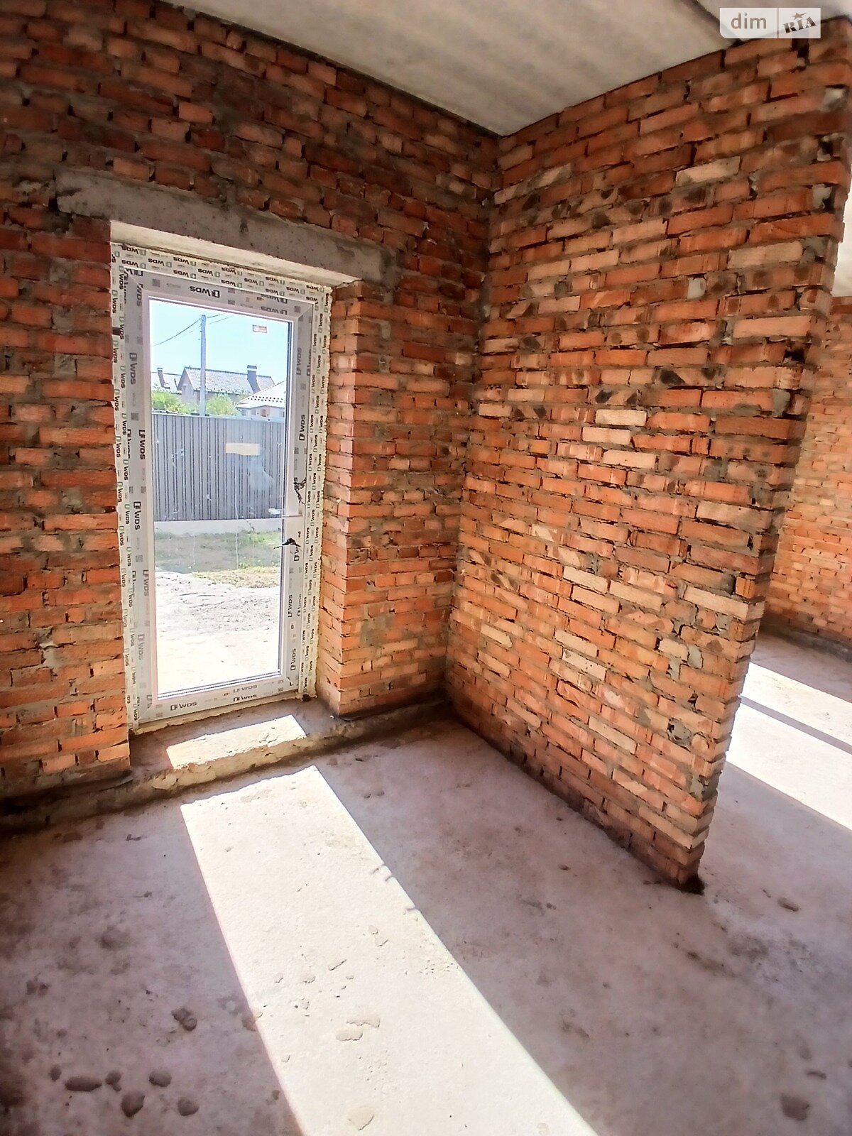 двухэтажный дом, 130 кв. м, кирпич. Продажа в Прибужскому фото 1