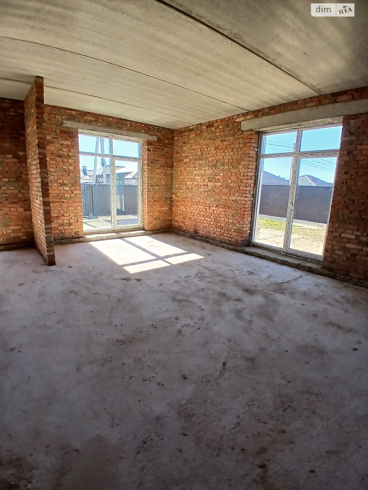 двухэтажный дом, 130 кв. м, кирпич. Продажа в Прибужскому фото 1