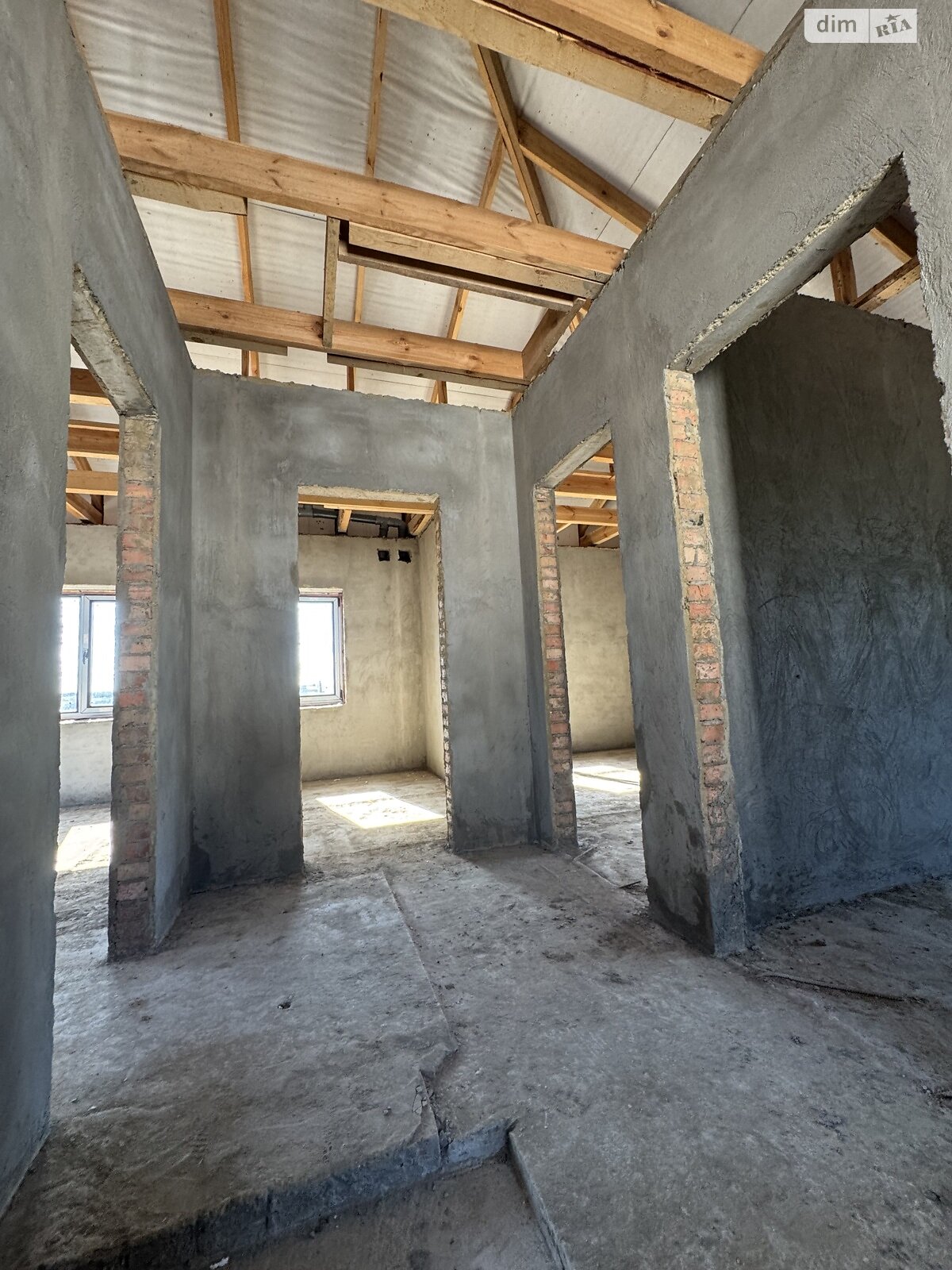 двухэтажный дом, 200 кв. м, кирпич. Продажа в Прибужскому фото 1