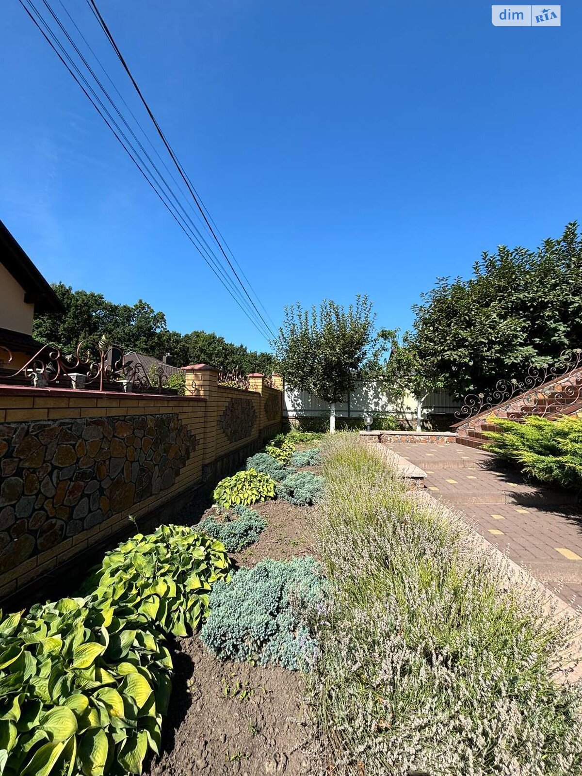 двоповерховий будинок з гаражем, 301.3 кв. м, кирпич. Продаж у Прибузькому фото 1