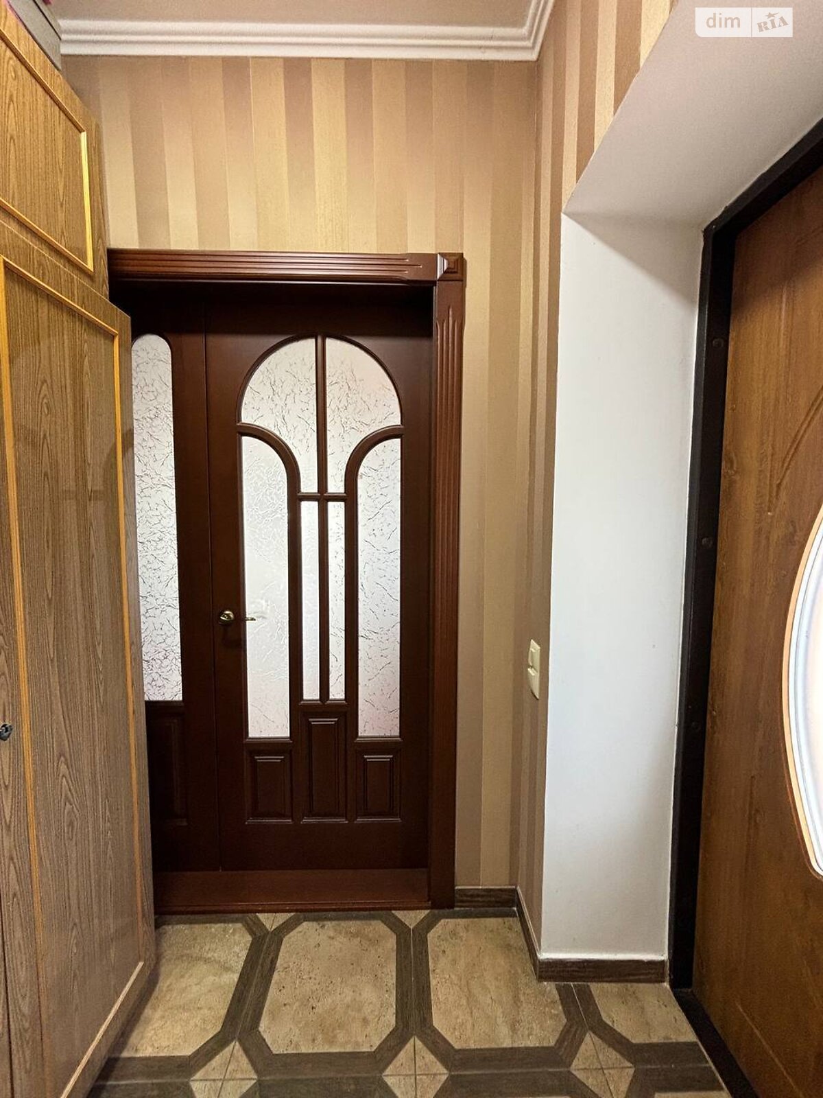 двоповерховий будинок з гаражем, 301.3 кв. м, кирпич. Продаж у Прибузькому фото 1