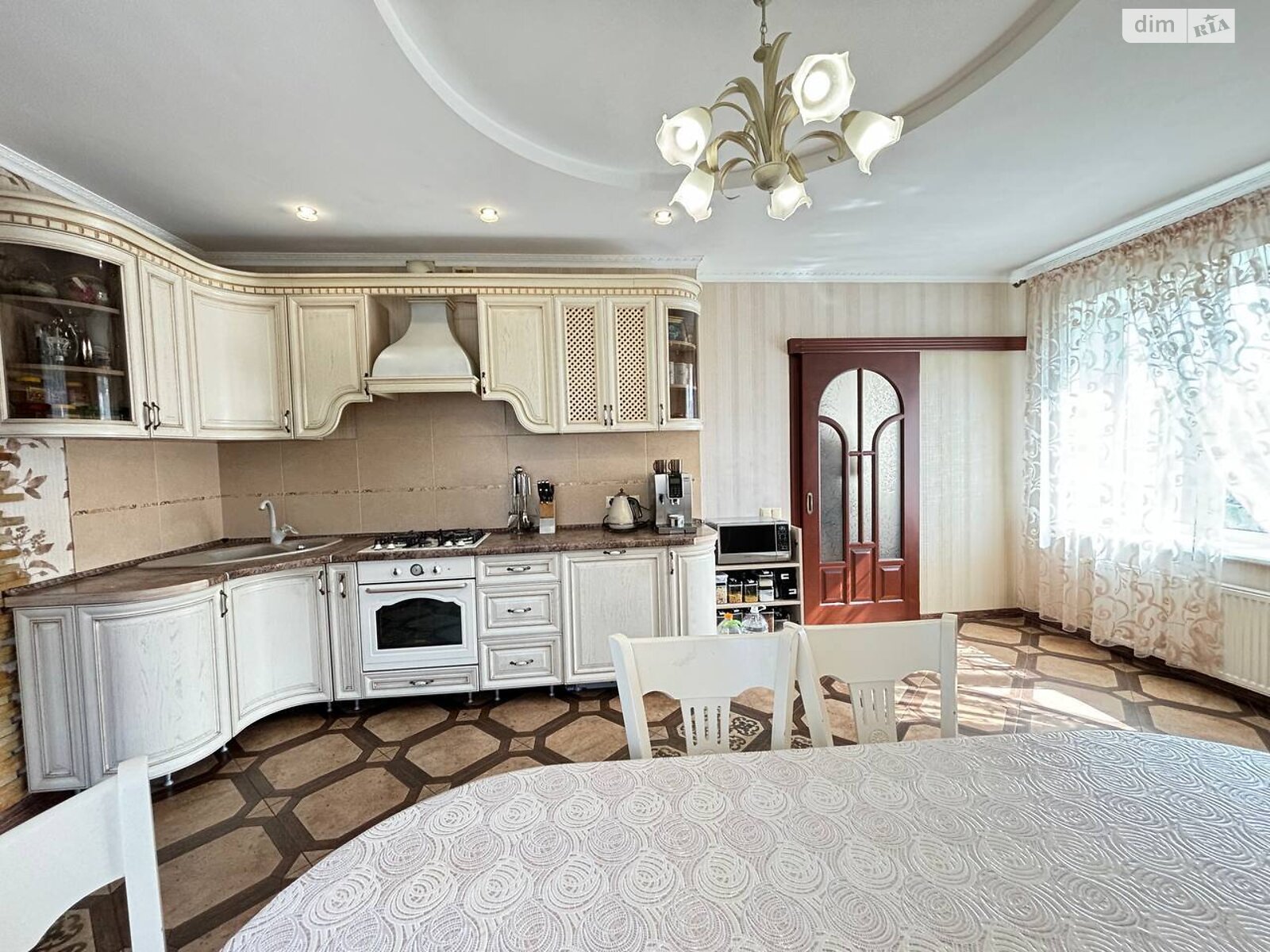 двоповерховий будинок з гаражем, 301.3 кв. м, кирпич. Продаж у Прибузькому фото 1