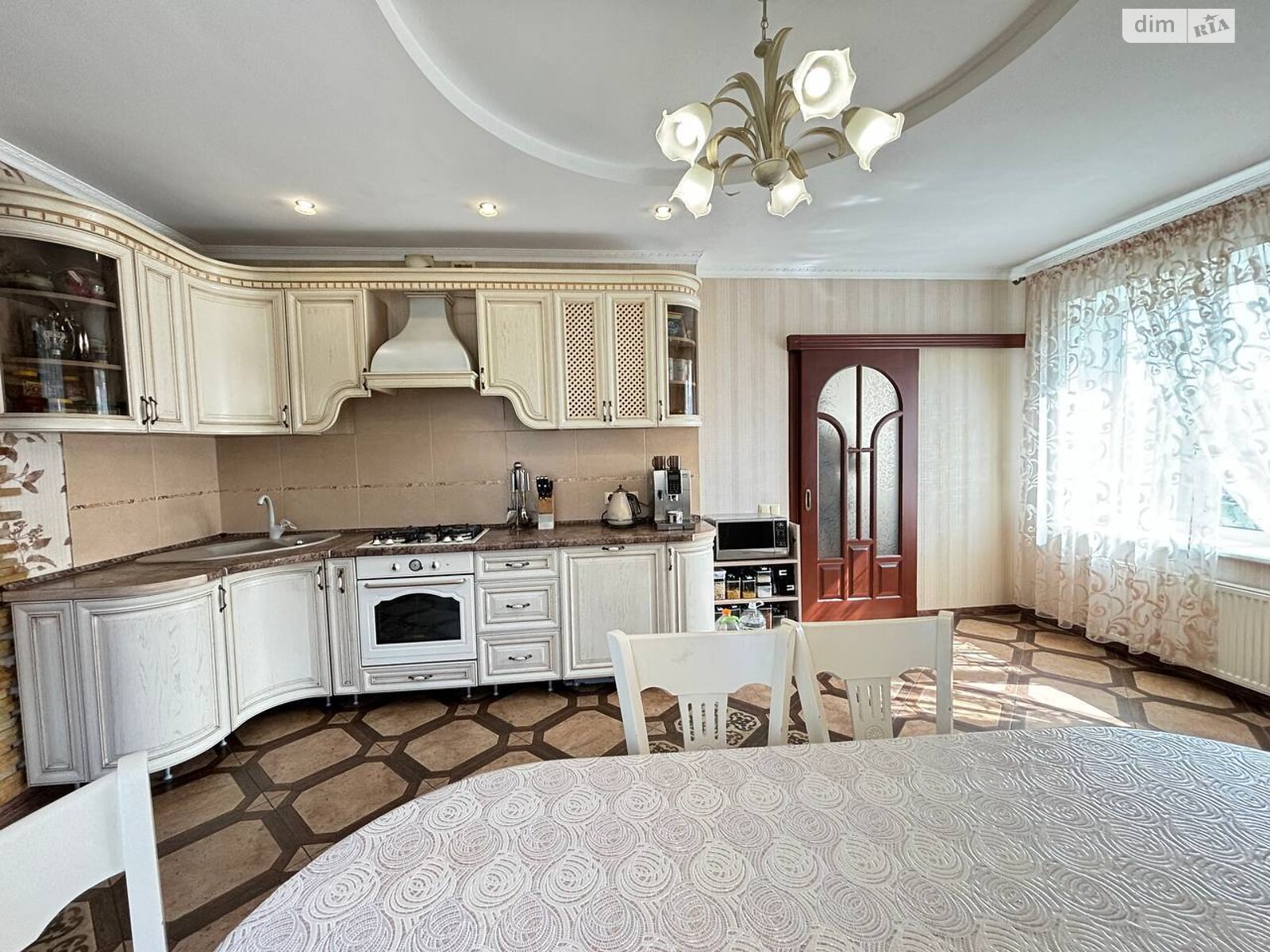 двоповерховий будинок з гаражем, 301.3 кв. м, кирпич. Продаж у Прибузькому фото 1