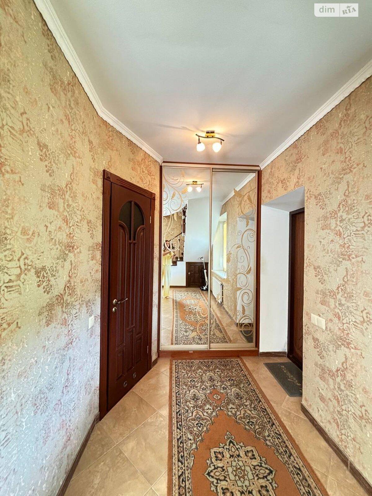 двоповерховий будинок з гаражем, 301.3 кв. м, кирпич. Продаж у Прибузькому фото 1