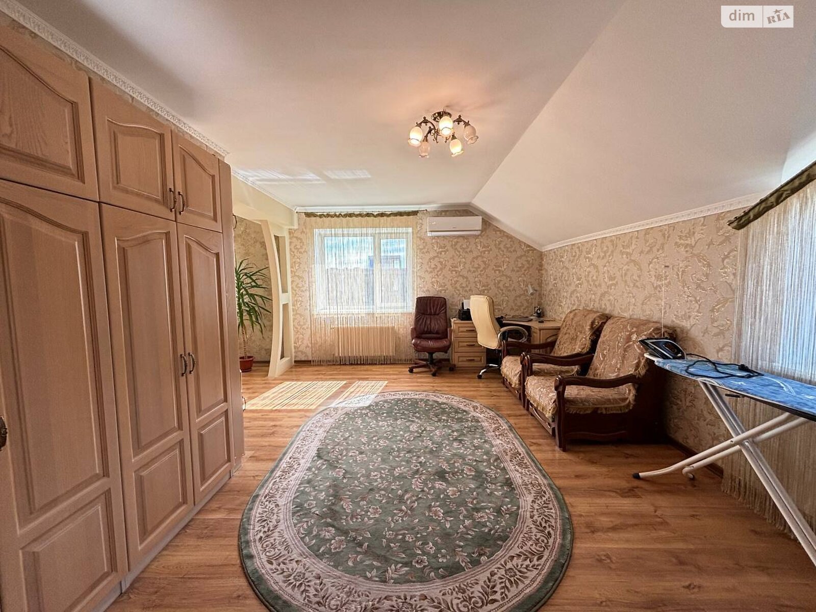 двоповерховий будинок з гаражем, 301.3 кв. м, кирпич. Продаж у Прибузькому фото 1