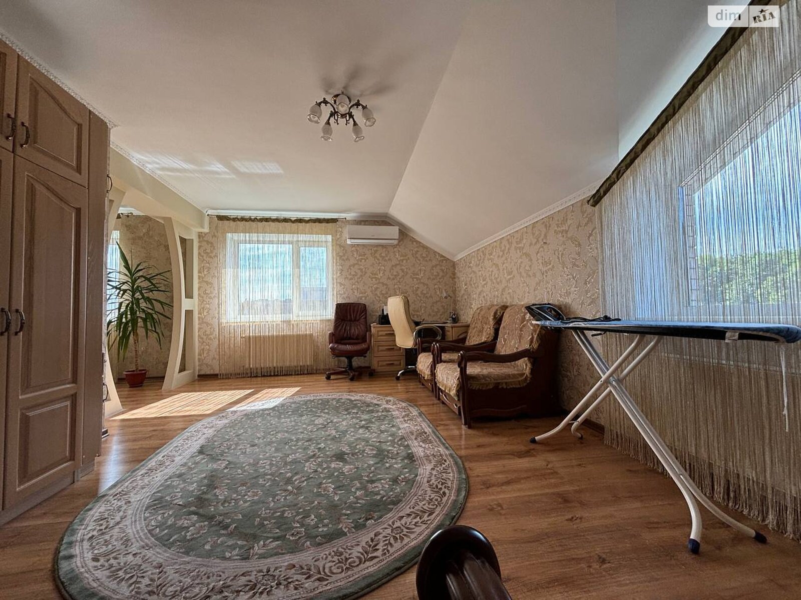 двоповерховий будинок з гаражем, 301.3 кв. м, кирпич. Продаж у Прибузькому фото 1