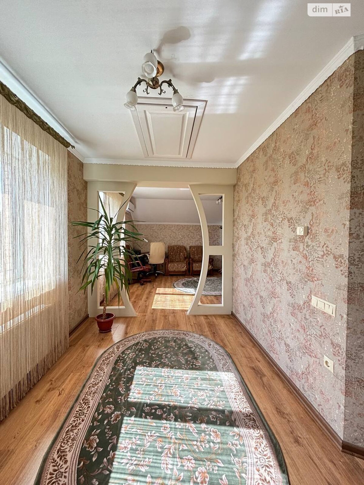 двоповерховий будинок з гаражем, 301.3 кв. м, кирпич. Продаж у Прибузькому фото 1