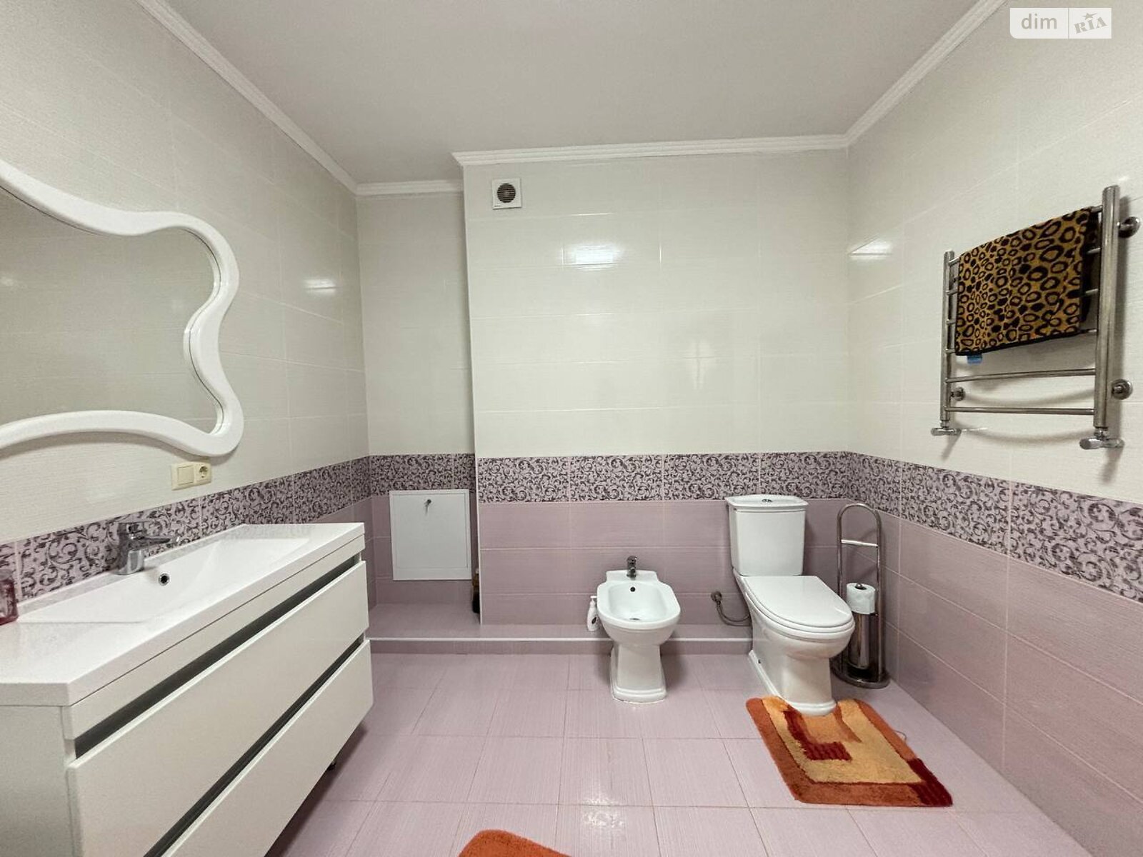 двоповерховий будинок з гаражем, 301.3 кв. м, кирпич. Продаж у Прибузькому фото 1