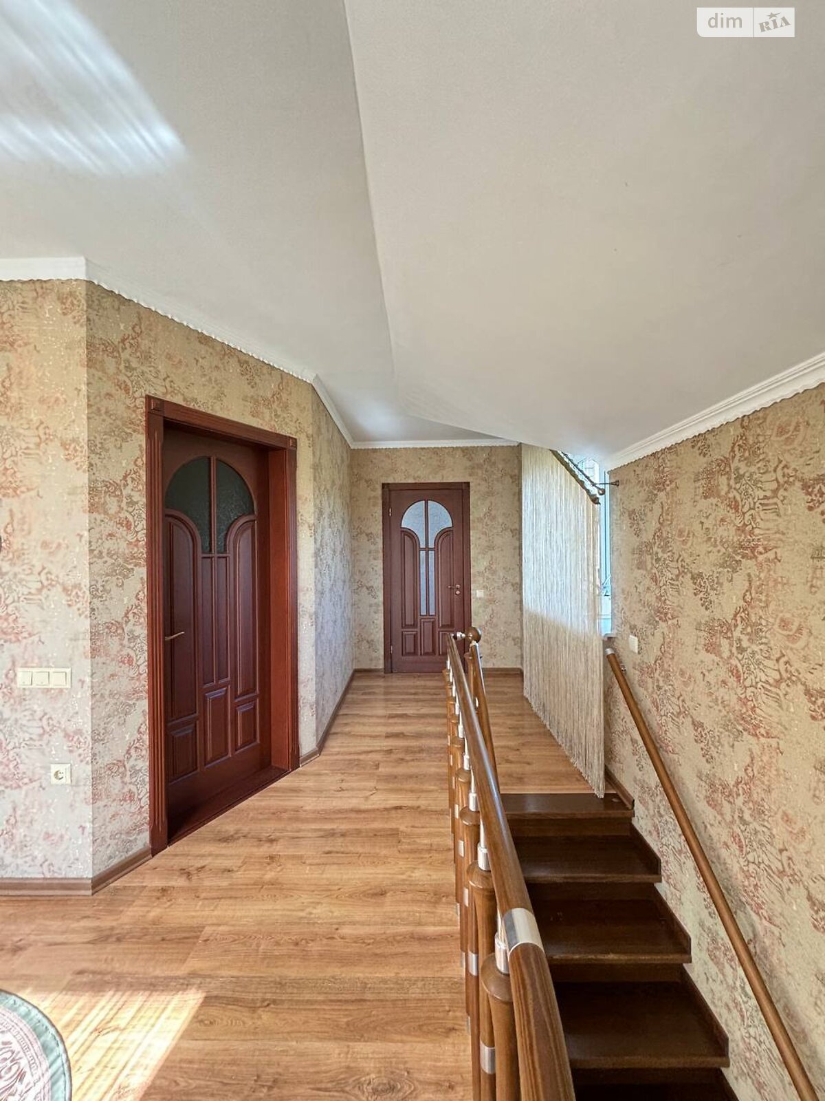 двоповерховий будинок з гаражем, 301.3 кв. м, кирпич. Продаж у Прибузькому фото 1