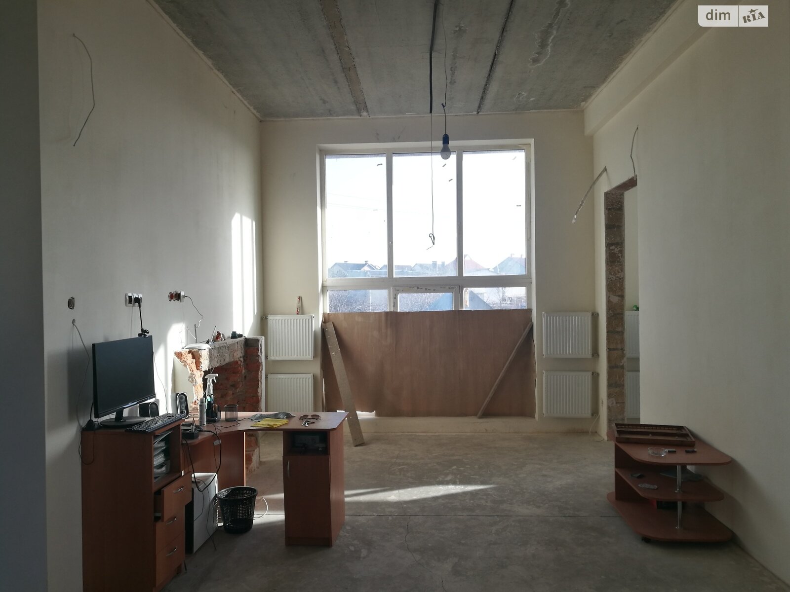 двухэтажный дом с балконом, 135 кв. м, шлакоблок. Продажа в Прилиманском фото 1