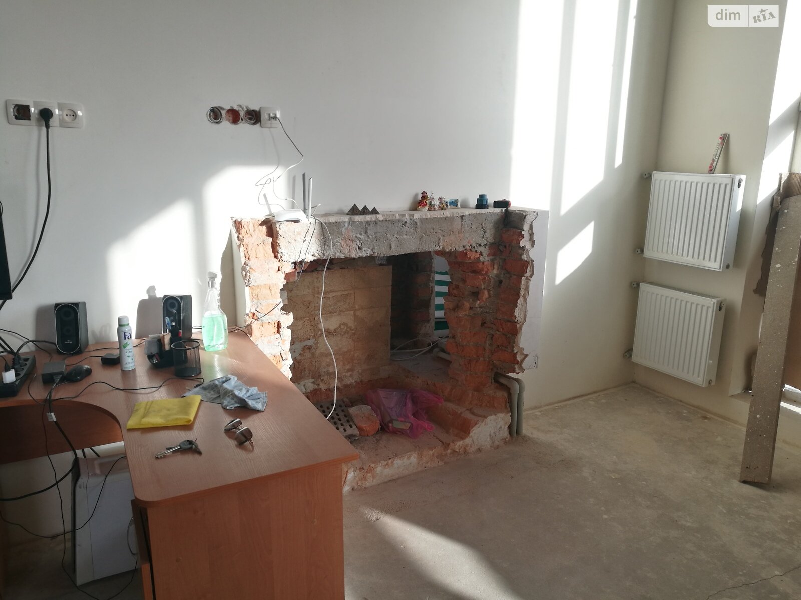 двухэтажный дом с балконом, 135 кв. м, шлакоблок. Продажа в Прилиманском фото 1