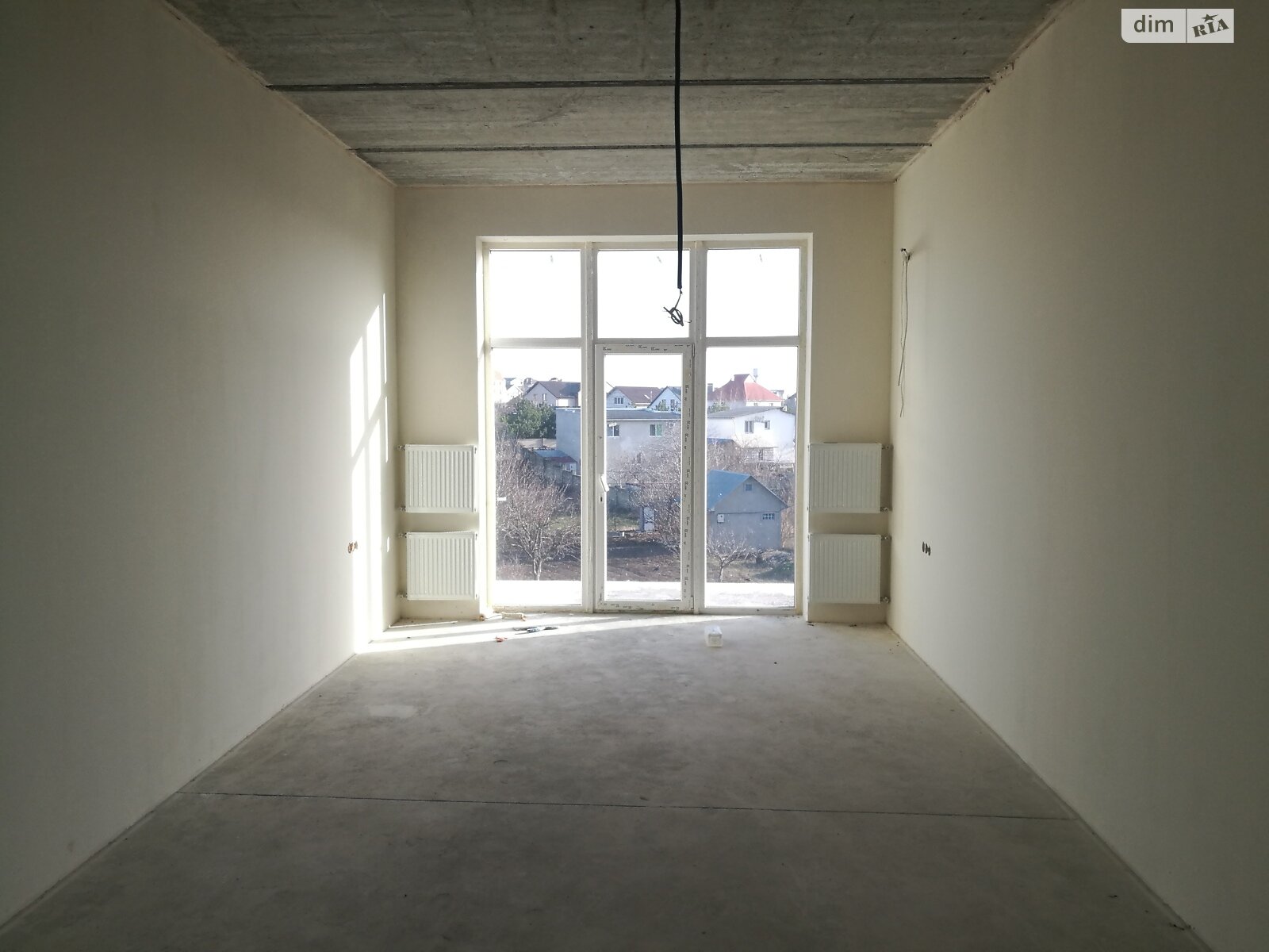 двухэтажный дом с балконом, 135 кв. м, шлакоблок. Продажа в Прилиманском фото 1