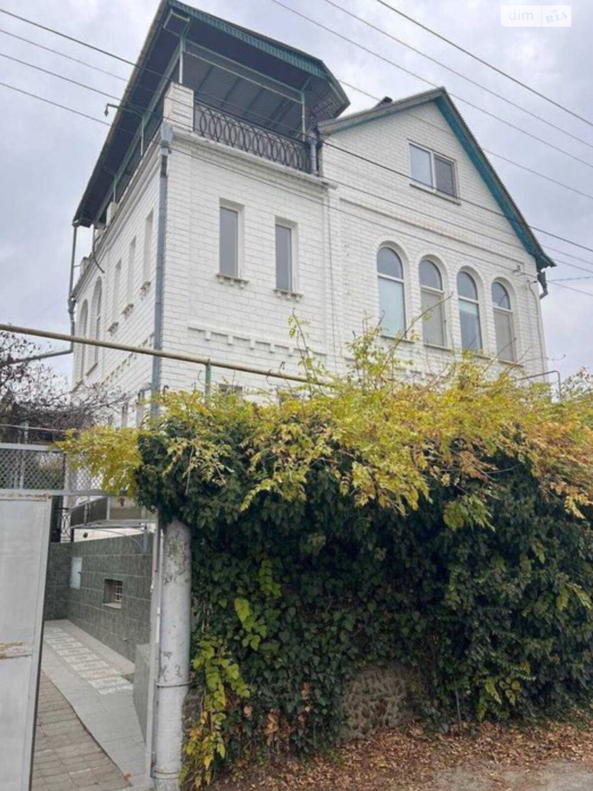трехэтажный дом, 245 кв. м, кирпич силикатный. Продажа в Прилиманском фото 1 трехэтажный дом, 245 кв. м, кирпич силикатный. Продажа в Прилиманском фото 1