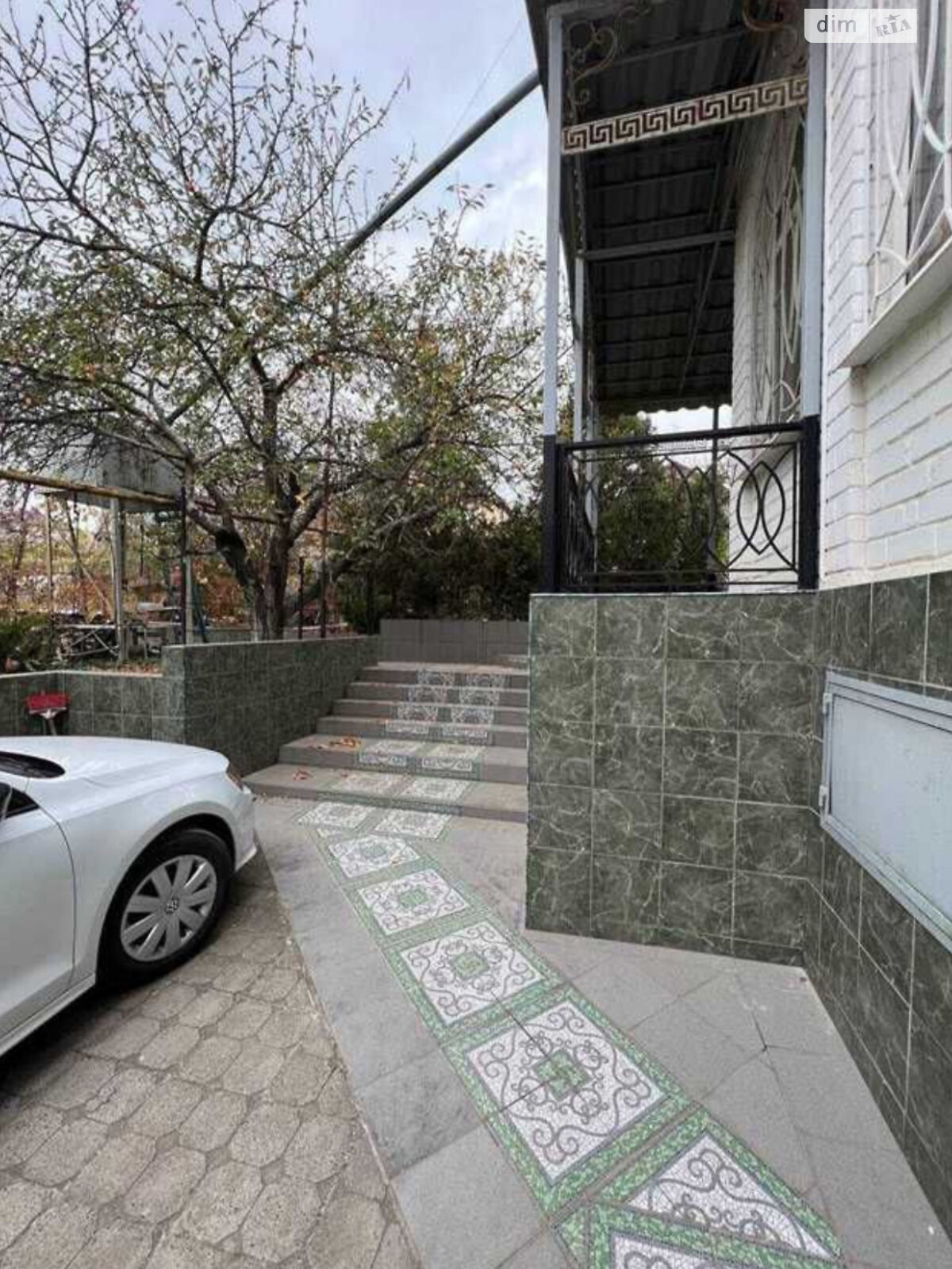 трехэтажный дом, 245 кв. м, кирпич силикатный. Продажа в Прилиманском фото 1 трехэтажный дом, 245 кв. м, кирпич силикатный. Продажа в Прилиманском фото 1
