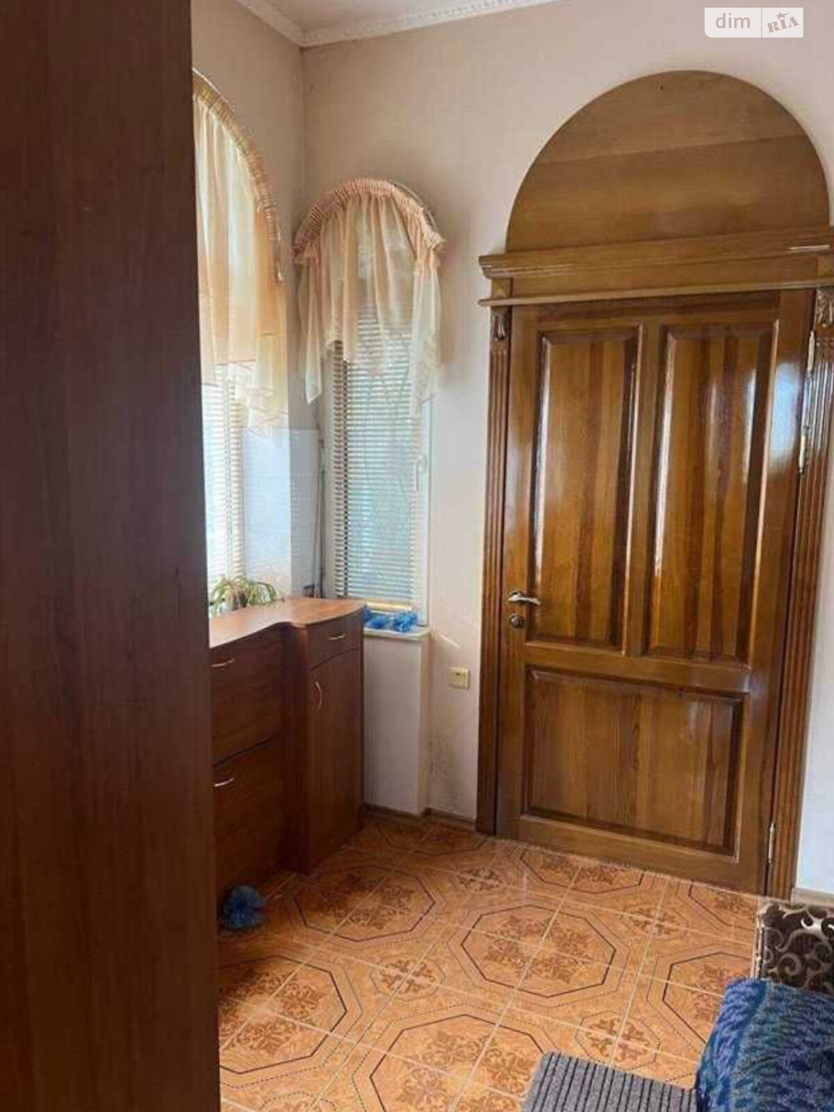трехэтажный дом, 245 кв. м, кирпич силикатный. Продажа в Прилиманском фото 1 трехэтажный дом, 245 кв. м, кирпич силикатный. Продажа в Прилиманском фото 1