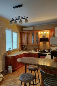 четырехэтажный дом, 200 кв. м, кирпич. Продажа в Прилиманском фото 2