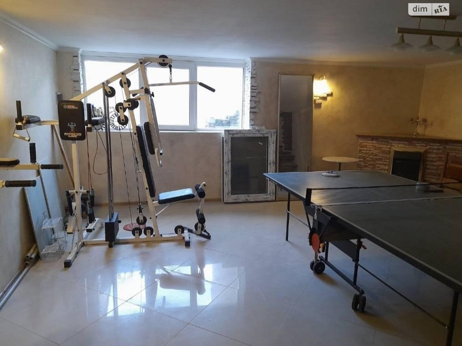 четырехэтажный дом, 200 кв. м, кирпич. Продажа в Прилиманском фото 1