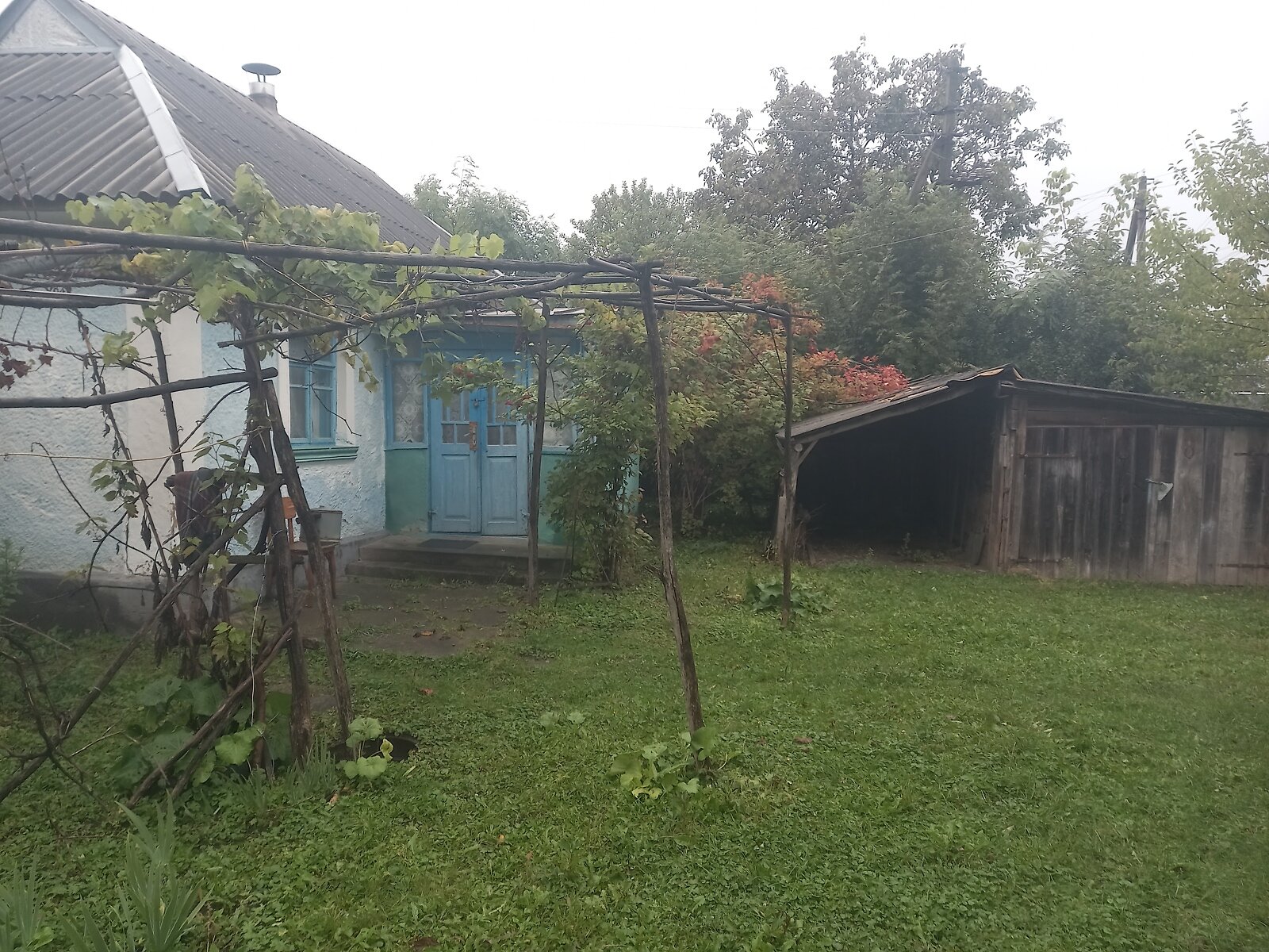 одноэтажный дом, 2500 кв. м, кирпич. Продажа в Приворотье фото 1