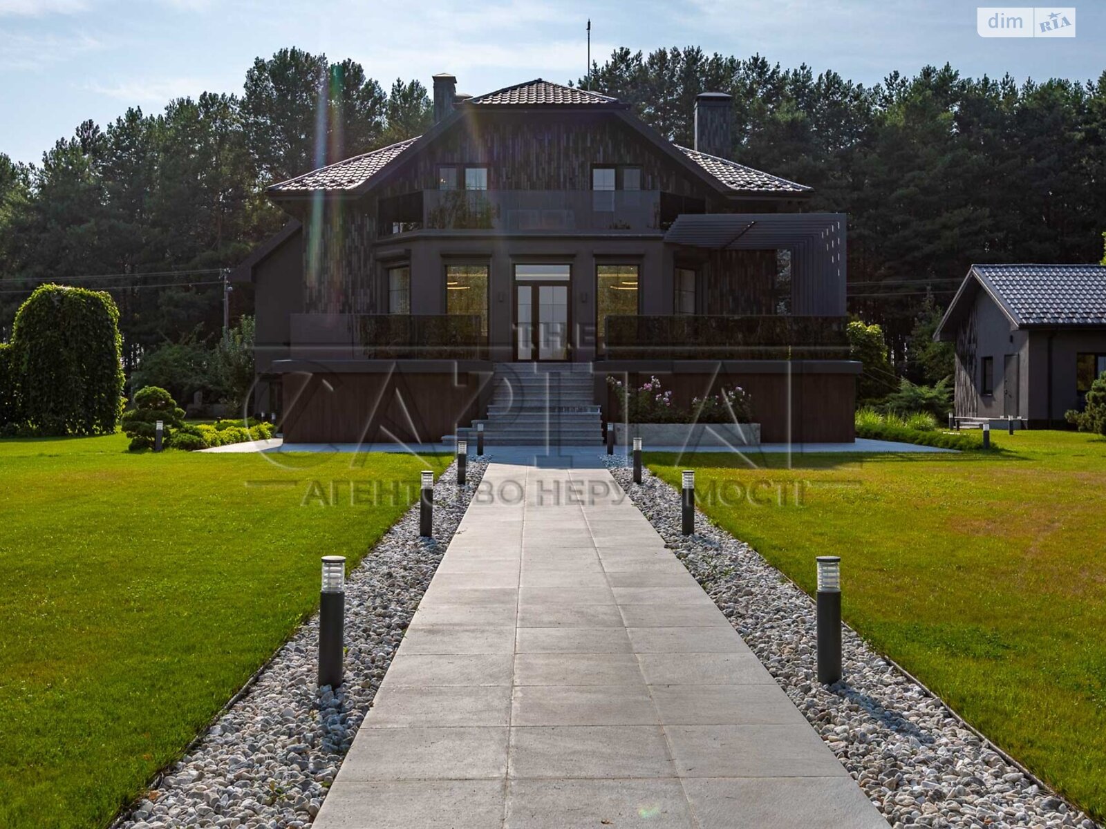 триповерховий будинок з верандою, 299.6 кв. м, цегла. Продаж у Воронькові фото 1 триповерховий будинок з верандою, 299.6 кв. м, цегла. Продаж у Воронькові фото 1