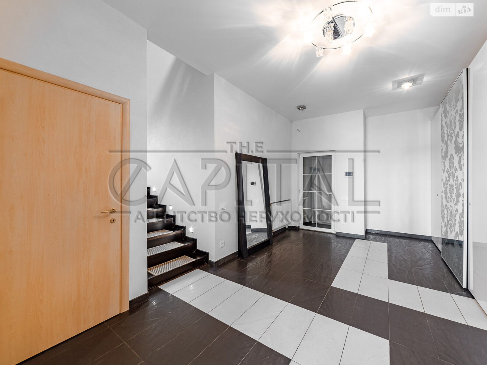 триповерховий будинок з верандою, 299.6 кв. м, цегла. Продаж у Воронькові фото 1 триповерховий будинок з верандою, 299.6 кв. м, цегла. Продаж у Воронькові фото 1