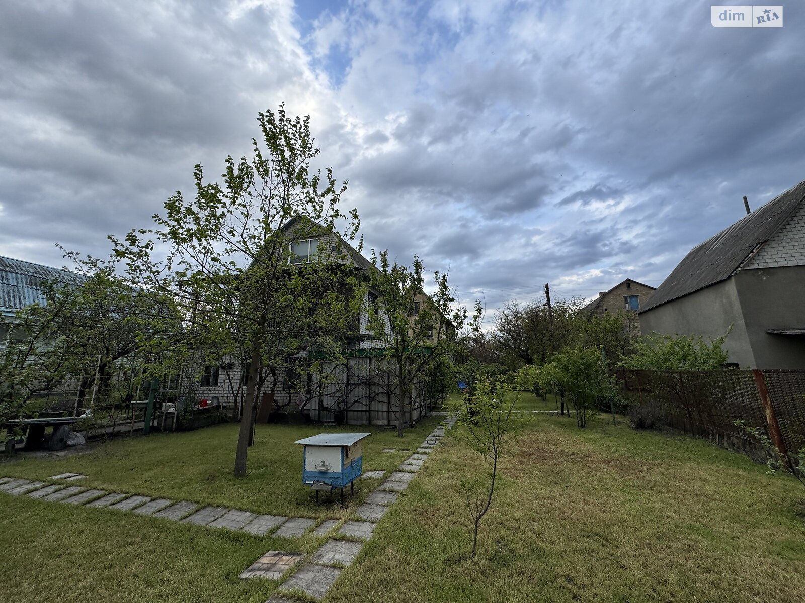 трехэтажный дом с гаражом, 130 кв. м, кирпич. Продажа в Процеве фото 1 трехэтажный дом с гаражом, 130 кв. м, кирпич. Продажа в Процеве фото 1