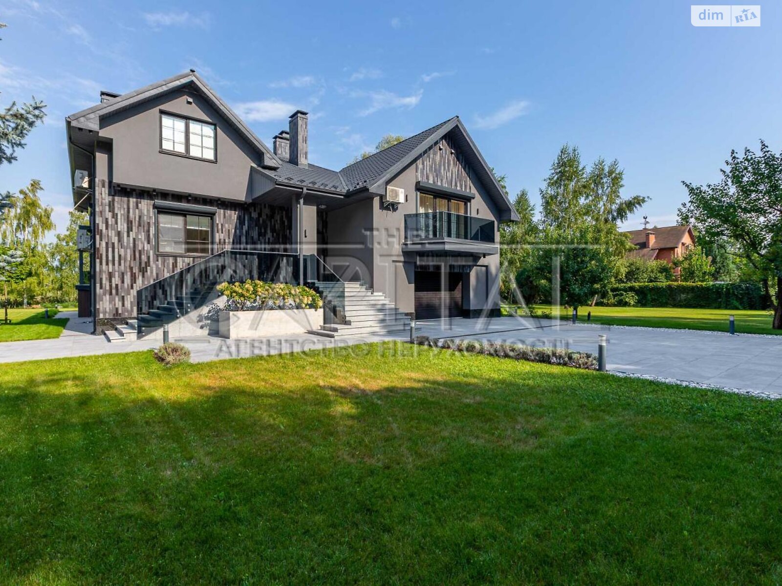 триповерховий будинок з гаражем, 299.6 кв. м, цегла. Продаж у Воронівці фото 1 триповерховий будинок з гаражем, 299.6 кв. м, цегла. Продаж у Воронівці фото 1