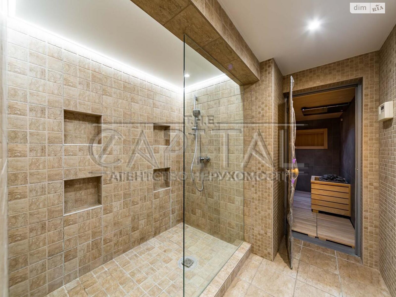 триповерховий будинок з гаражем, 299.6 кв. м, цегла. Продаж у Воронівці фото 1 триповерховий будинок з гаражем, 299.6 кв. м, цегла. Продаж у Воронівці фото 1