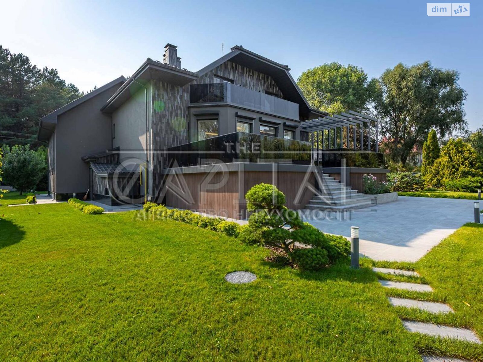 триповерховий будинок з гаражем, 299.6 кв. м, цегла. Продаж у Воронівці фото 1 триповерховий будинок з гаражем, 299.6 кв. м, цегла. Продаж у Воронівці фото 1