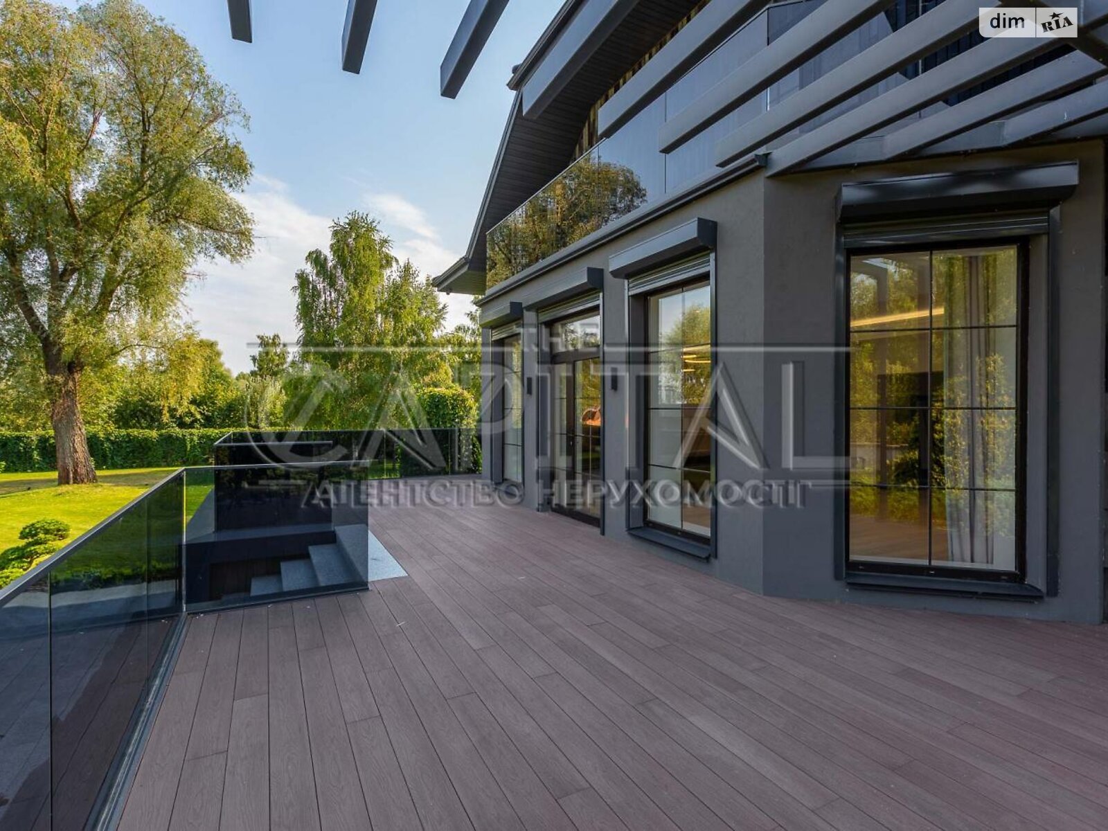 триповерховий будинок з гаражем, 299.6 кв. м, цегла. Продаж у Воронівці фото 1 триповерховий будинок з гаражем, 299.6 кв. м, цегла. Продаж у Воронівці фото 1