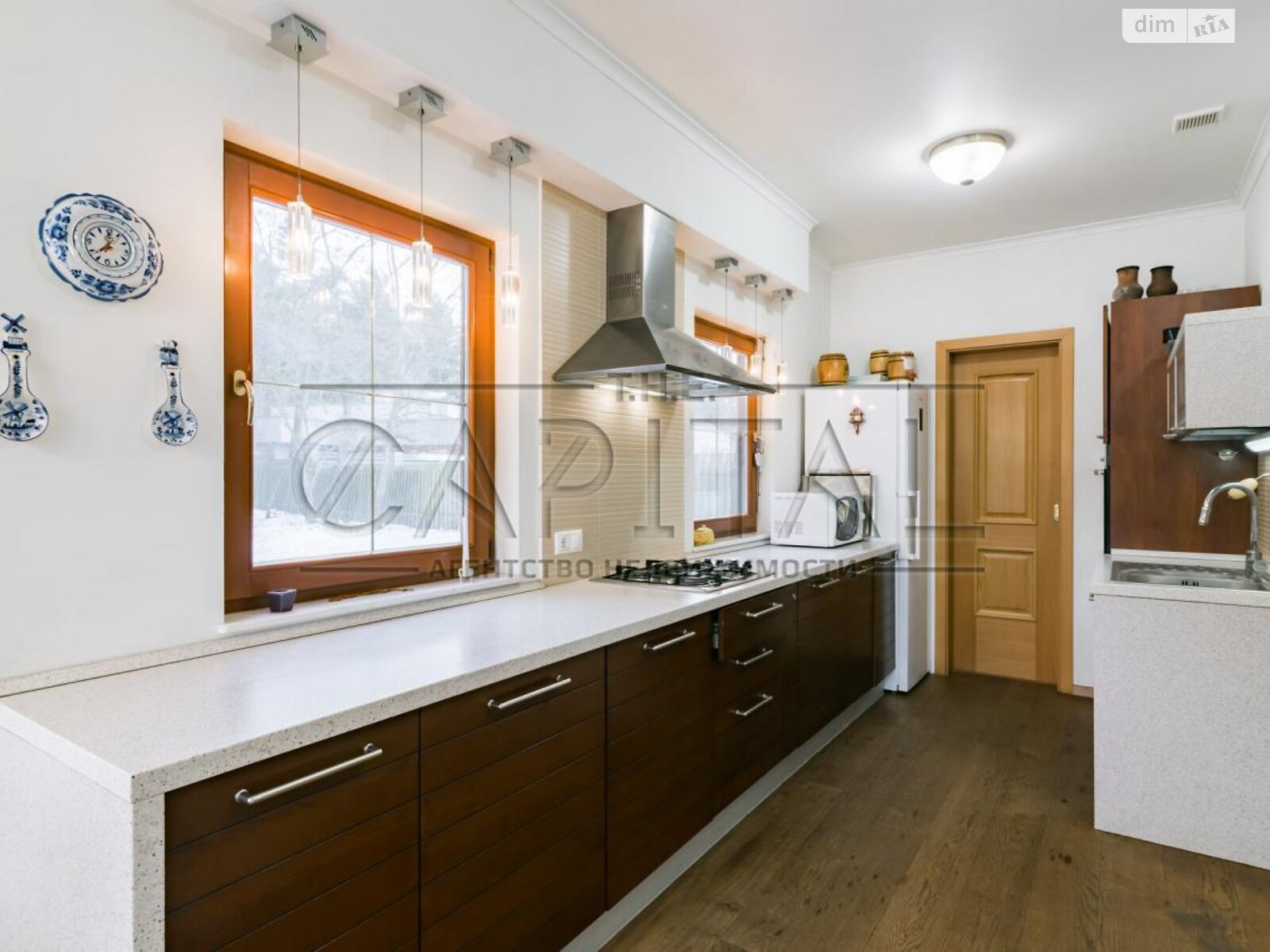 двухэтажный дом с верандой, 245 кв. м, кирпич. Продажа в Процеве фото 1