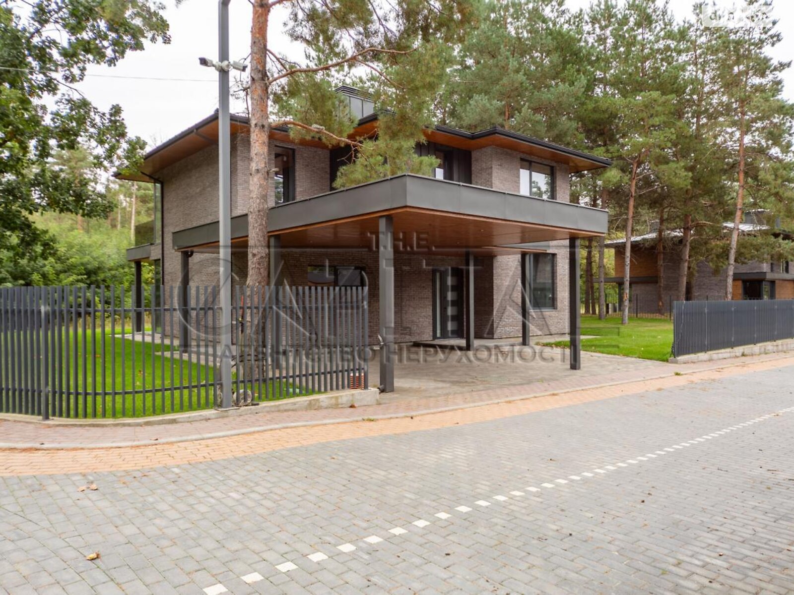 двухэтажный дом, 200.2 кв. м, кирпич. Продажа в Процеве фото 1