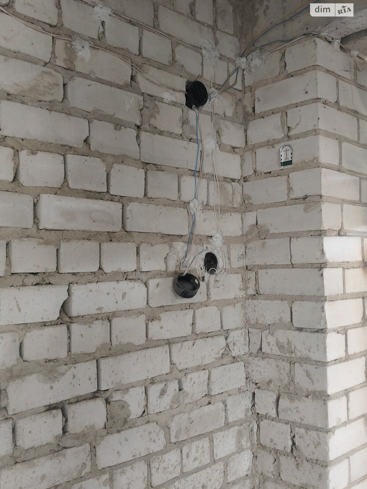 трехэтажный дом, 280 кв. м, кирпич. Продажа в Пряжево фото 1 трехэтажный дом, 280 кв. м, кирпич. Продажа в Пряжево фото 1