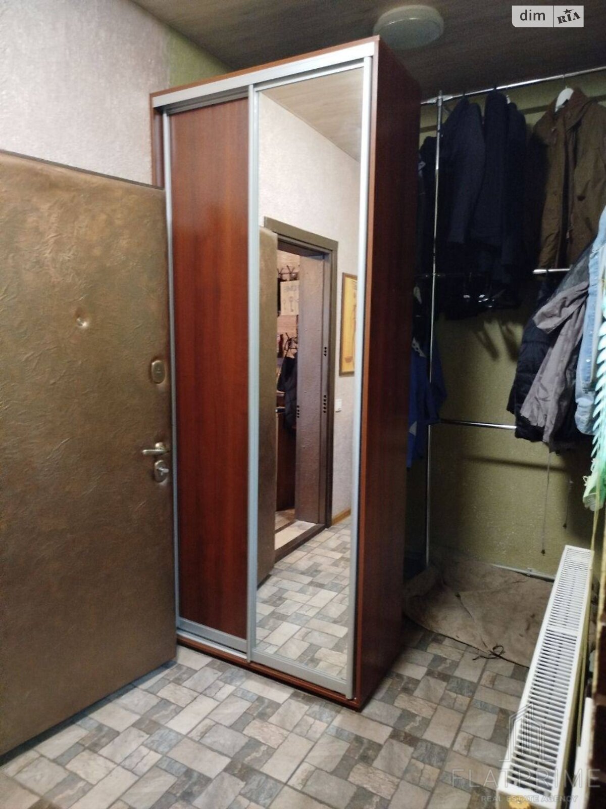 трехэтажный дом с гаражом, 150 кв. м, кирпич. Продажа в Пуховке фото 1 трехэтажный дом с гаражом, 150 кв. м, кирпич. Продажа в Пуховке фото 1