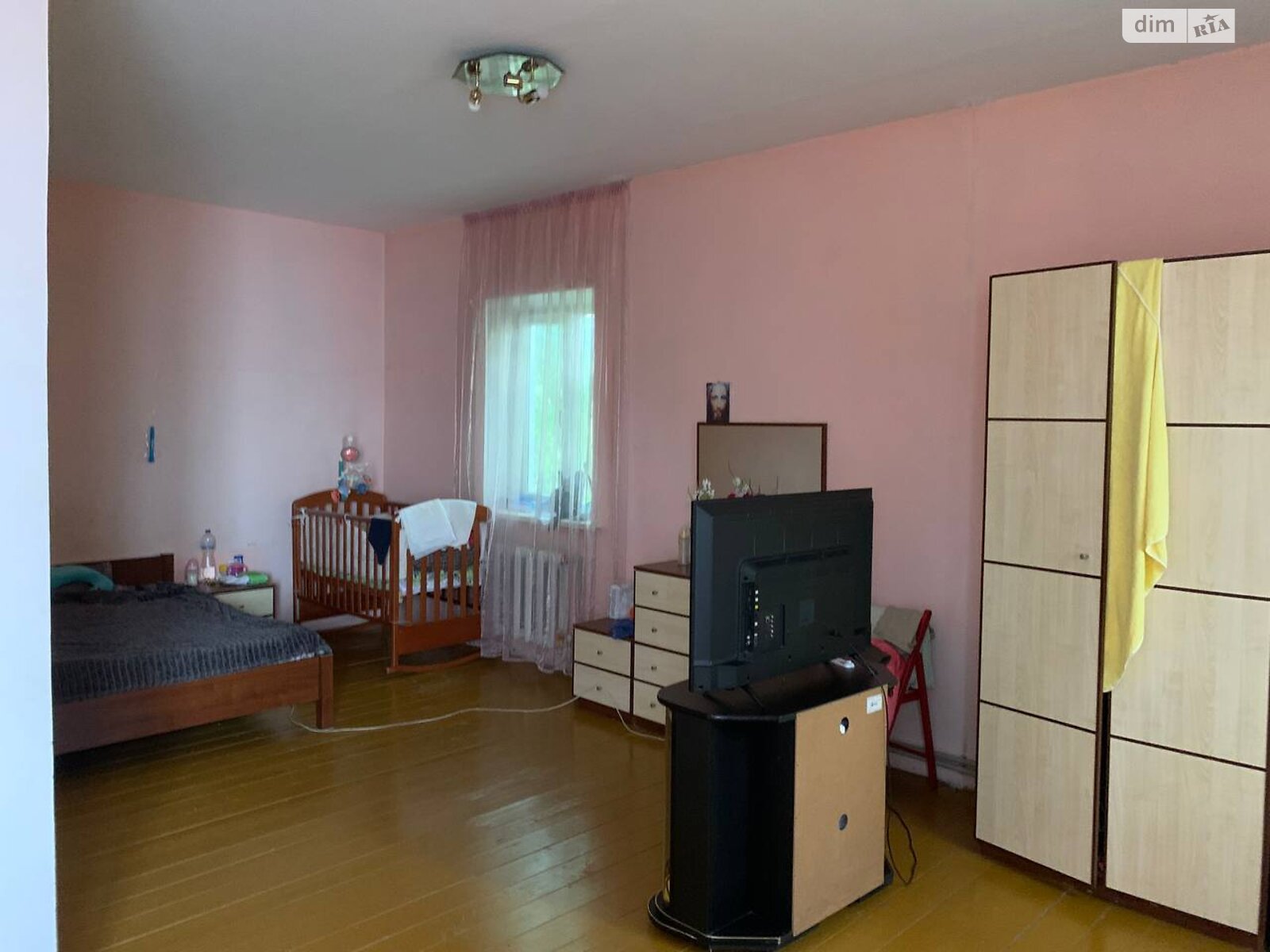 трехэтажный дом с отоплением, 220 кв. м, кирпич. Продажа в Пуховке фото 1