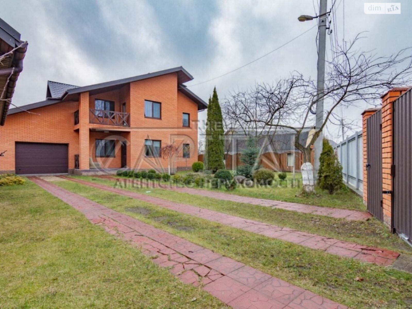 двоповерховий будинок з балконом, 260 кв. м, цегла. Продаж у Пухівці фото 1