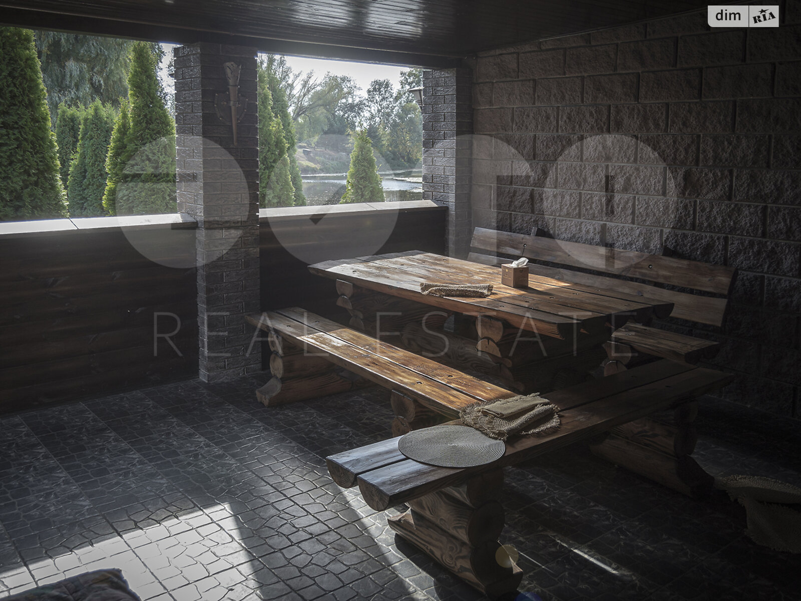 триповерховий будинок з верандою, 215.1 кв. м, цегла. Продаж у Пухівці фото 1 триповерховий будинок з верандою, 215.1 кв. м, цегла. Продаж у Пухівці фото 1