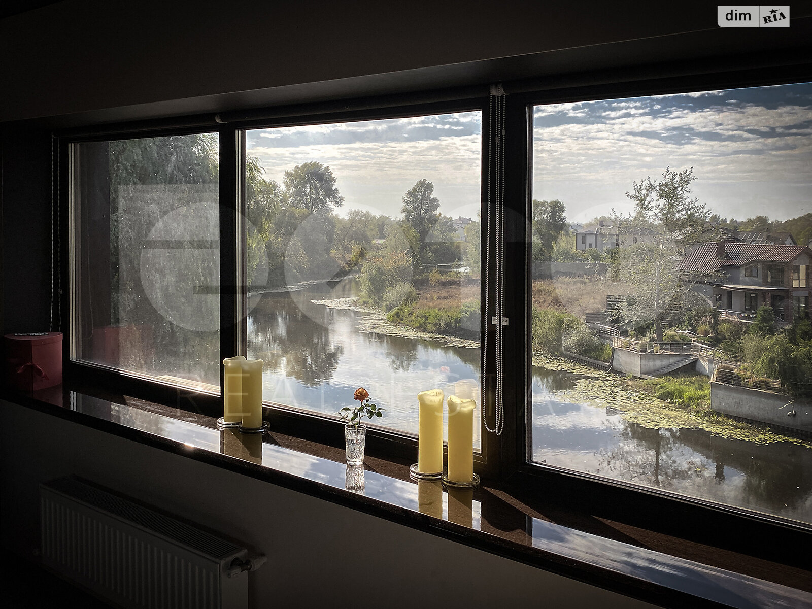 триповерховий будинок з верандою, 215.1 кв. м, цегла. Продаж у Пухівці фото 1 триповерховий будинок з верандою, 215.1 кв. м, цегла. Продаж у Пухівці фото 1