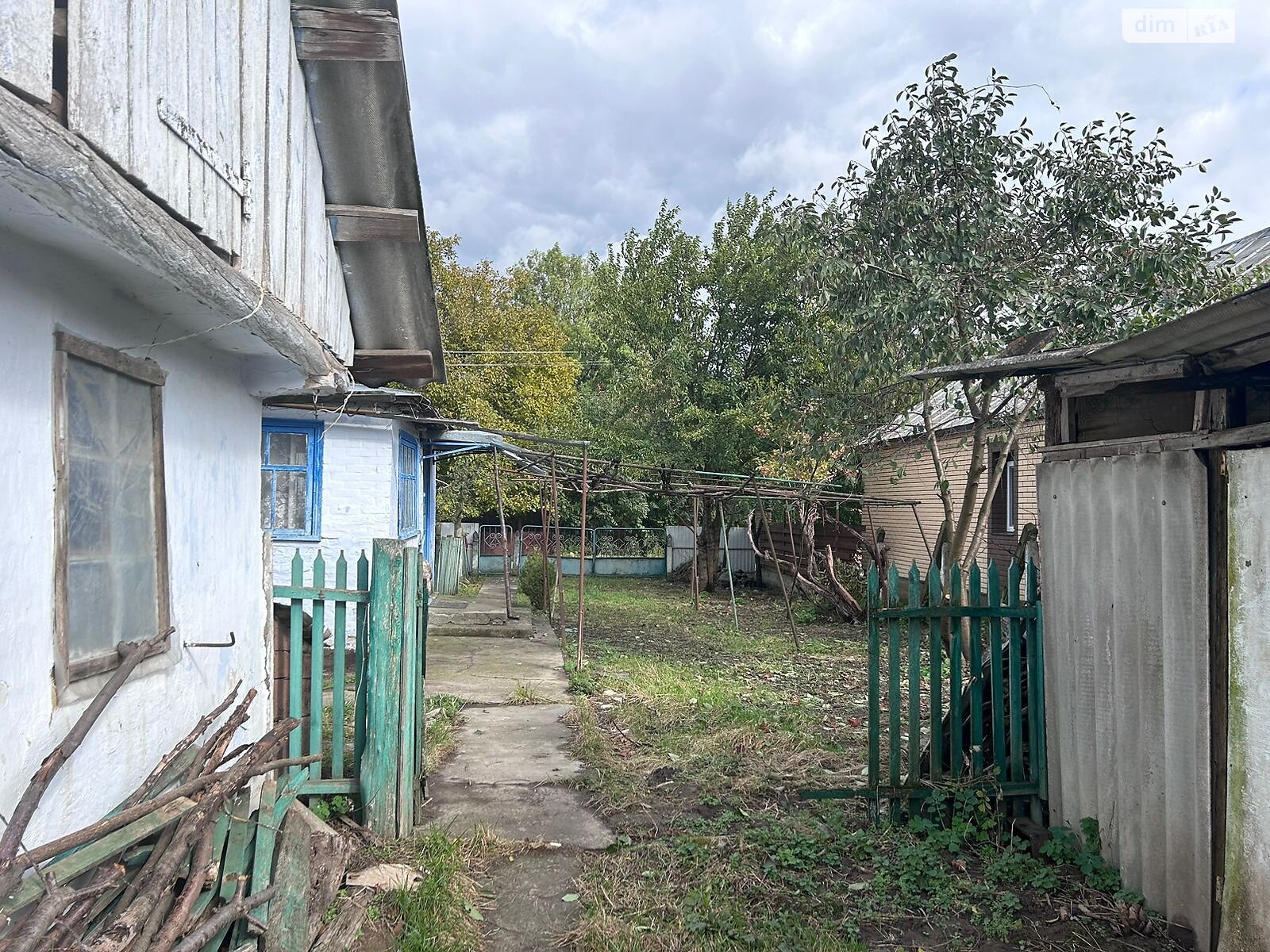 одноэтажный дом с верандой, 65.4 кв. м, глинобитный. Продажа в Пултовцах фото 1