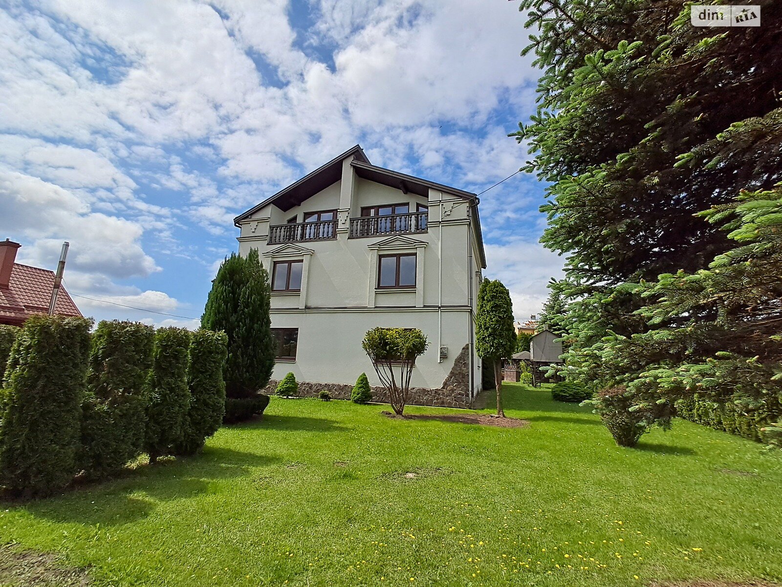 двоповерховий будинок, 267 кв. м, цегла. Продаж в Пустомитах, район Лісневичі фото 1 двоповерховий будинок, 267 кв. м, цегла. Продаж в Пустомитах, район Лісневичі фото 1