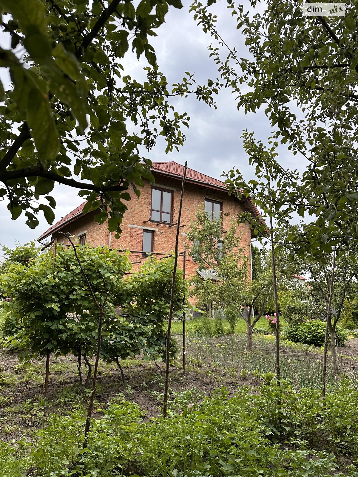 трехэтажный дом с верандой, 216.3 кв. м, кирпич. Продажа в Пустомытах район Пустомыты фото 1 трехэтажный дом с верандой, 216.3 кв. м, кирпич. Продажа в Пустомытах район Пустомыты фото 1