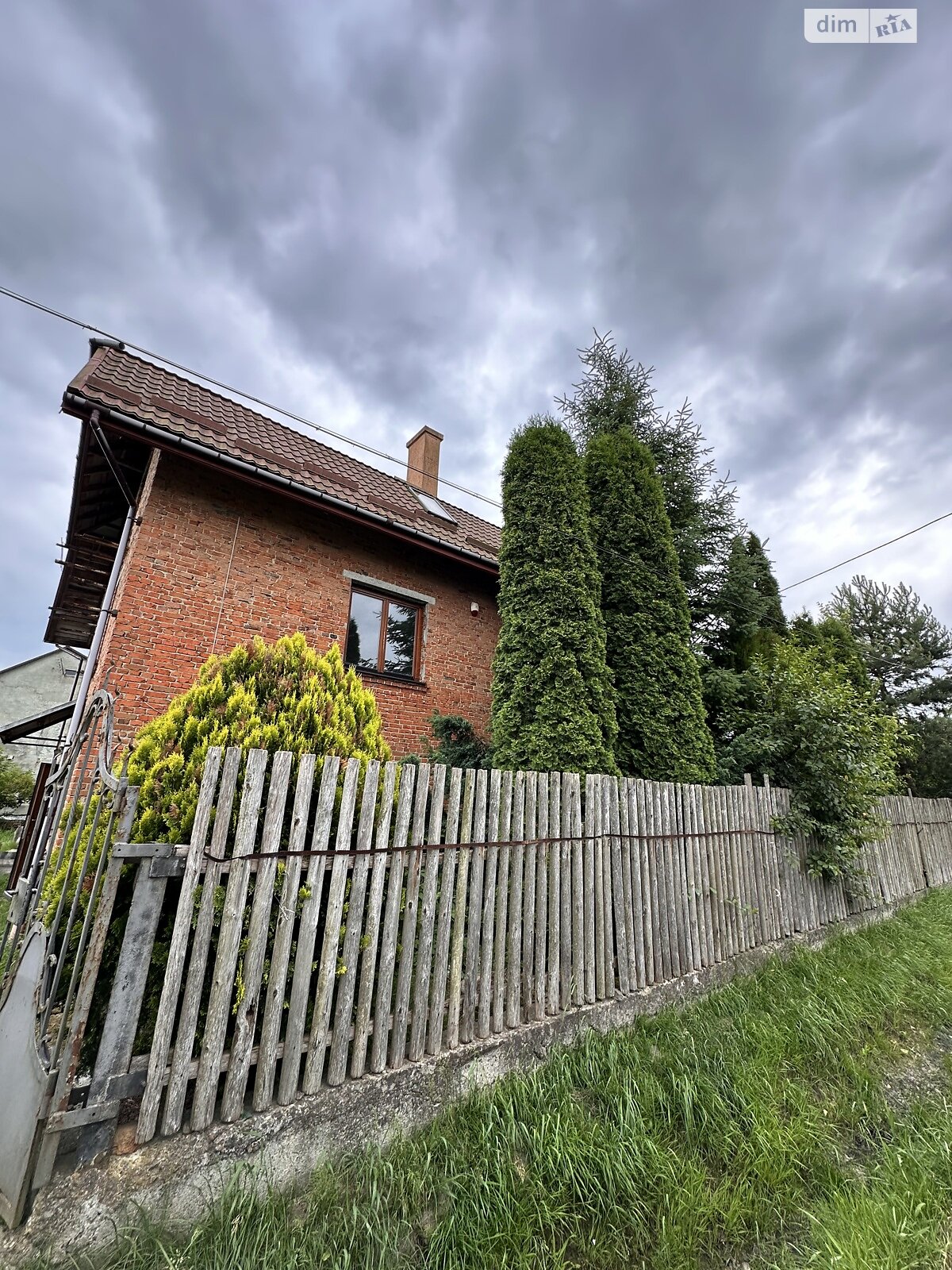 трехэтажный дом с верандой, 216.3 кв. м, кирпич. Продажа в Пустомытах район Пустомыты фото 1 трехэтажный дом с верандой, 216.3 кв. м, кирпич. Продажа в Пустомытах район Пустомыты фото 1