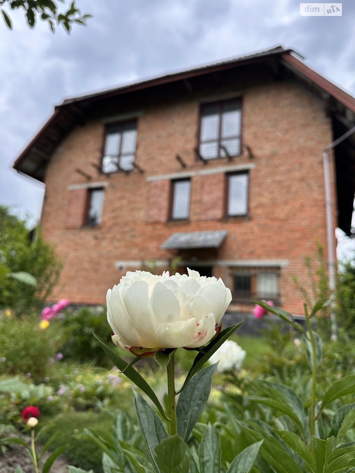 трехэтажный дом с гаражом, 216.3 кв. м, кирпич. Продажа в Пустомытах район Пустомыты фото 1 трехэтажный дом с гаражом, 216.3 кв. м, кирпич. Продажа в Пустомытах район Пустомыты фото 1