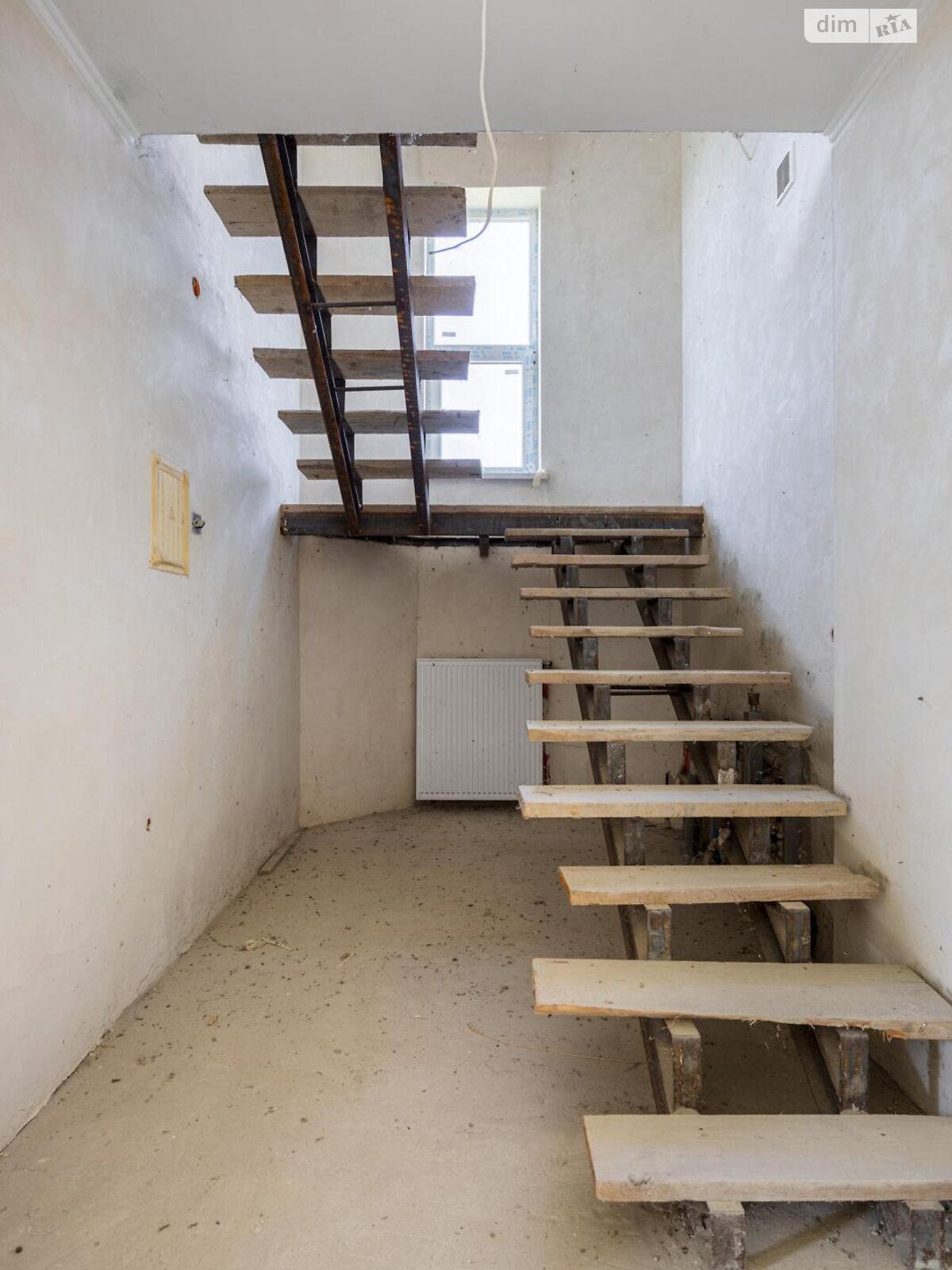 триповерховий будинок з гаражем, 279.9 кв. м, цегла. Продаж у Пустомитах фото 1