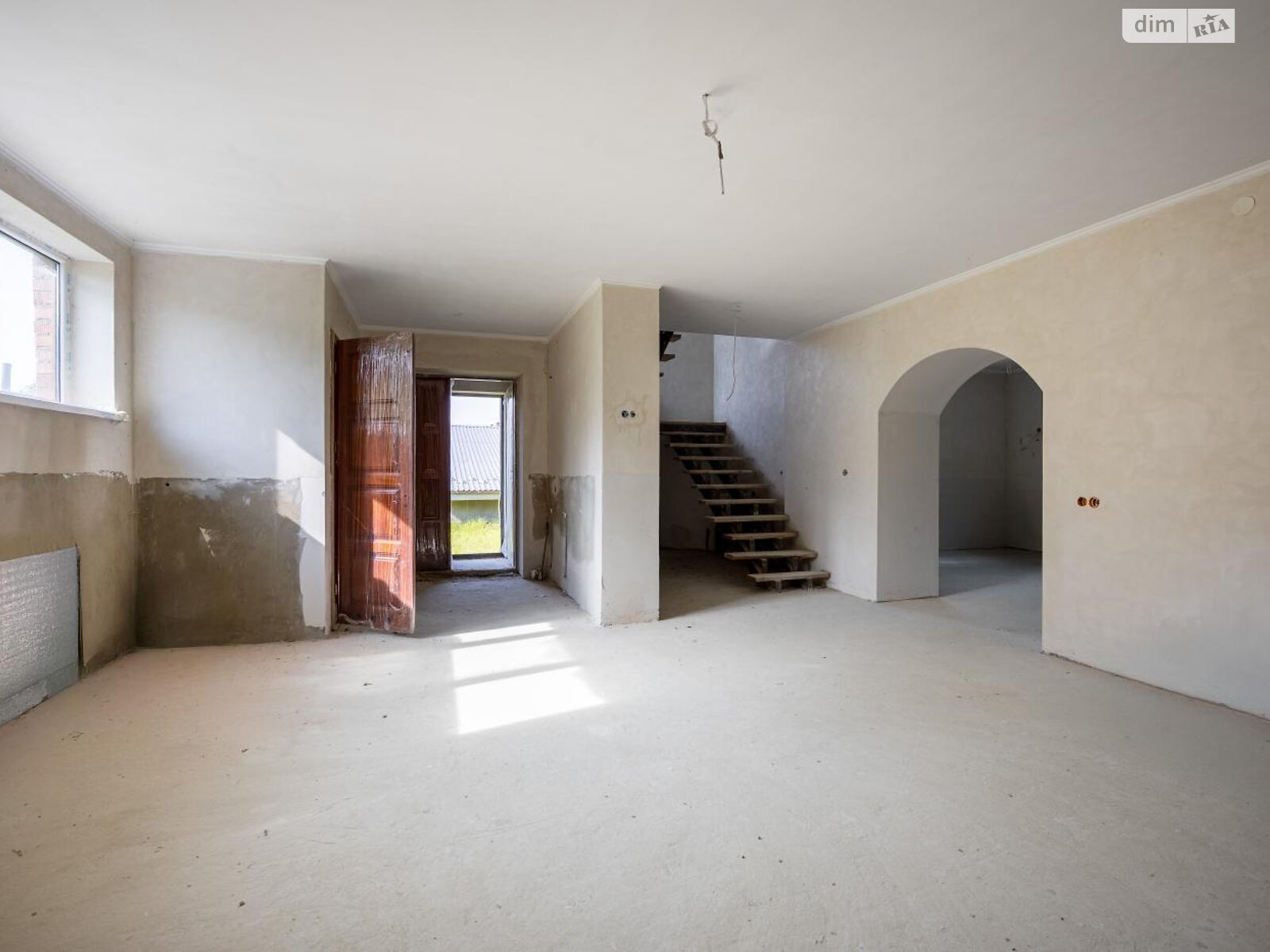 триповерховий будинок з гаражем, 279.9 кв. м, цегла. Продаж у Пустомитах фото 1