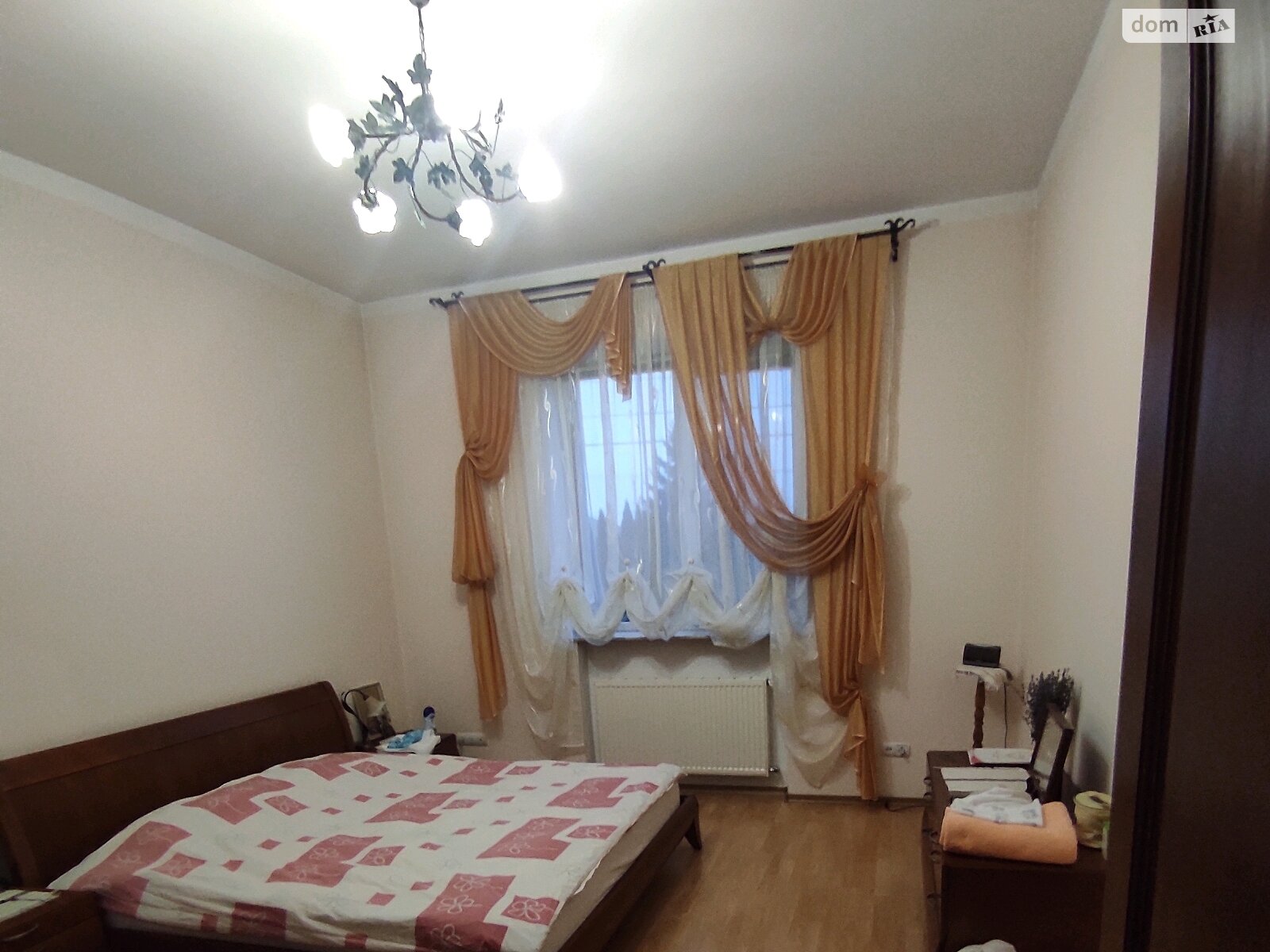 двухэтажный дом с балконом, 298 кв. м, кирпич. Продажа в Сокольниках фото 1