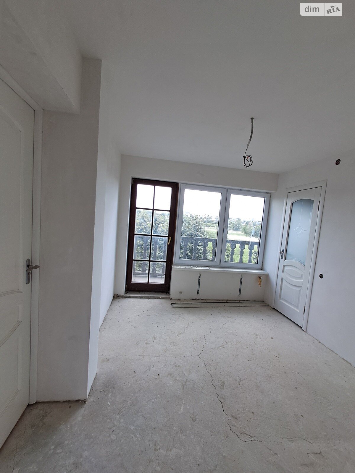 трехэтажный дом, 267 кв. м, кирпич. Продажа в Пустомытах фото 1 трехэтажный дом, 267 кв. м, кирпич. Продажа в Пустомытах фото 1