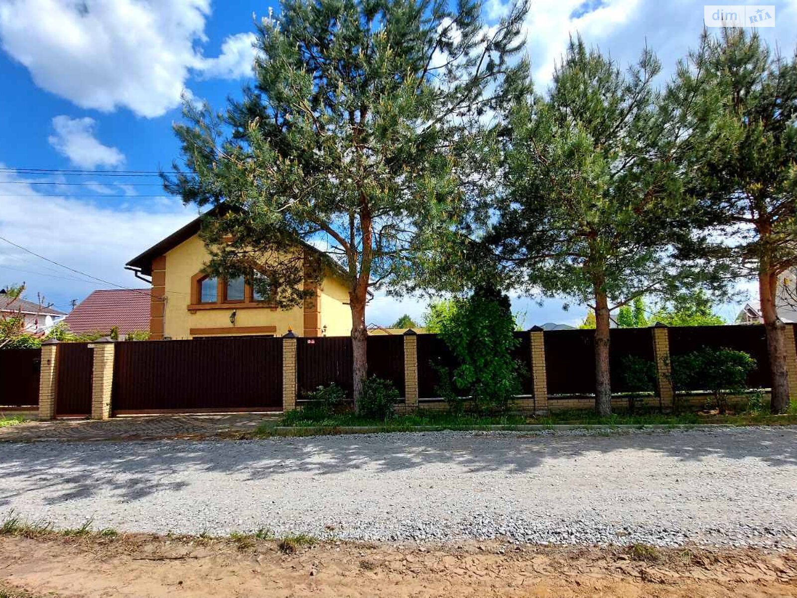 двухэтажный дом с ремонтом, 170 кв. м, газобетон. Продажа в Путровке фото 1 двухэтажный дом с ремонтом, 170 кв. м, газобетон. Продажа в Путровке фото 1