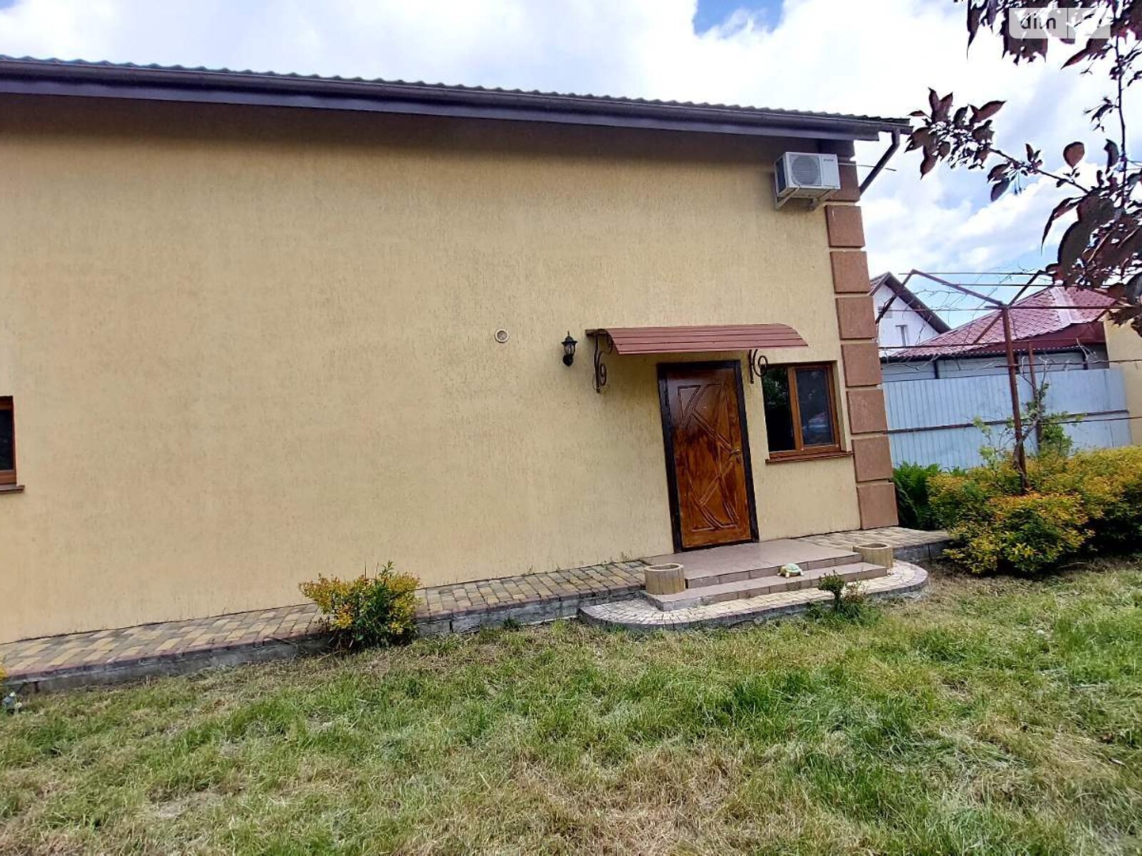 двухэтажный дом с ремонтом, 170 кв. м, газобетон. Продажа в Путровке фото 1 двухэтажный дом с ремонтом, 170 кв. м, газобетон. Продажа в Путровке фото 1