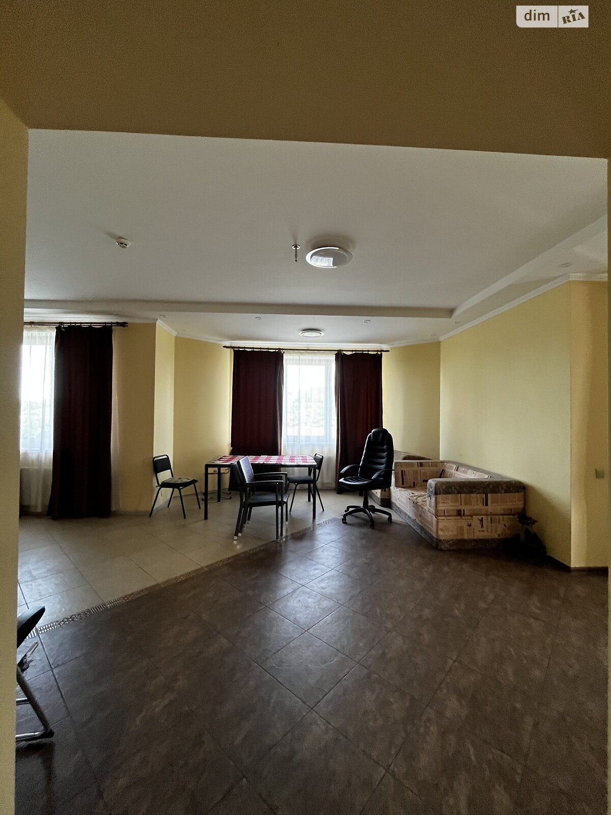 двоповерховий будинок з верандою, 294.8 кв. м, цегла. Продаж у Путрівці фото 1 двоповерховий будинок з верандою, 294.8 кв. м, цегла. Продаж у Путрівці фото 1