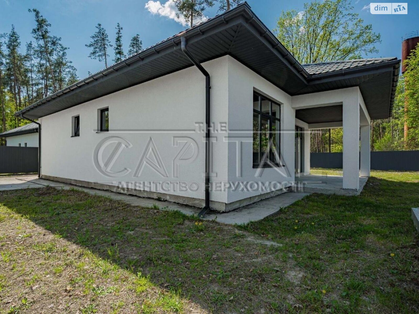одноэтажный дом с мансардой, 187 кв. м, кирпич. Продажа в Путровке фото 1 одноэтажный дом с мансардой, 187 кв. м, кирпич. Продажа в Путровке фото 1